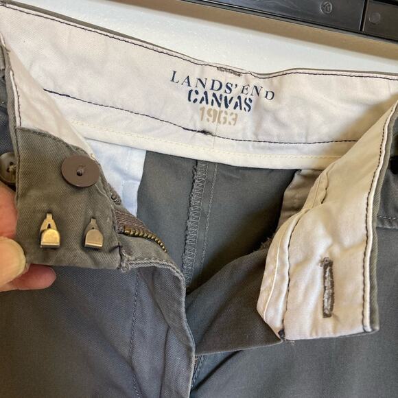 Lands End Canvas Shorts Khaki Size 6 Low Rise 4 inch Inseam Cuffed - Picture 9 of 10